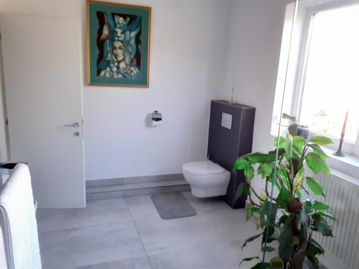Salcia Hotel Tasnad Buitenkant foto