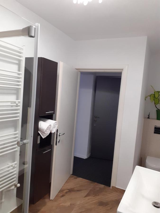 Salcia Hotel Tasnad Buitenkant foto